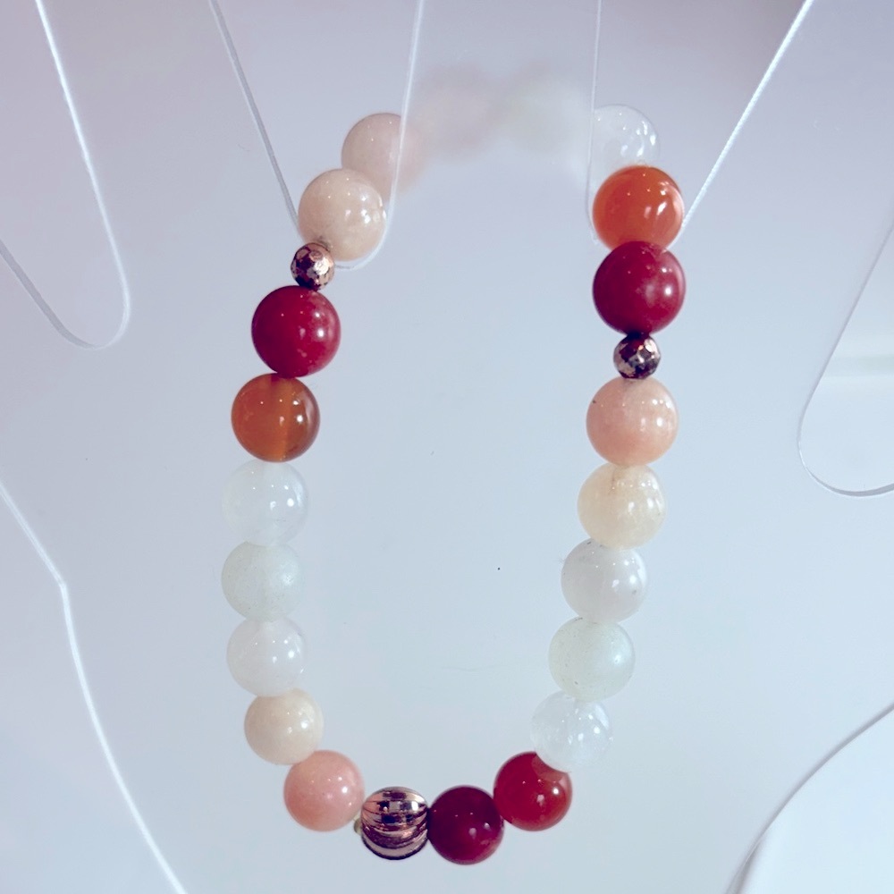 Multi-tone Beaded Stretch Bracelet - White, Peach & Red quartz stones